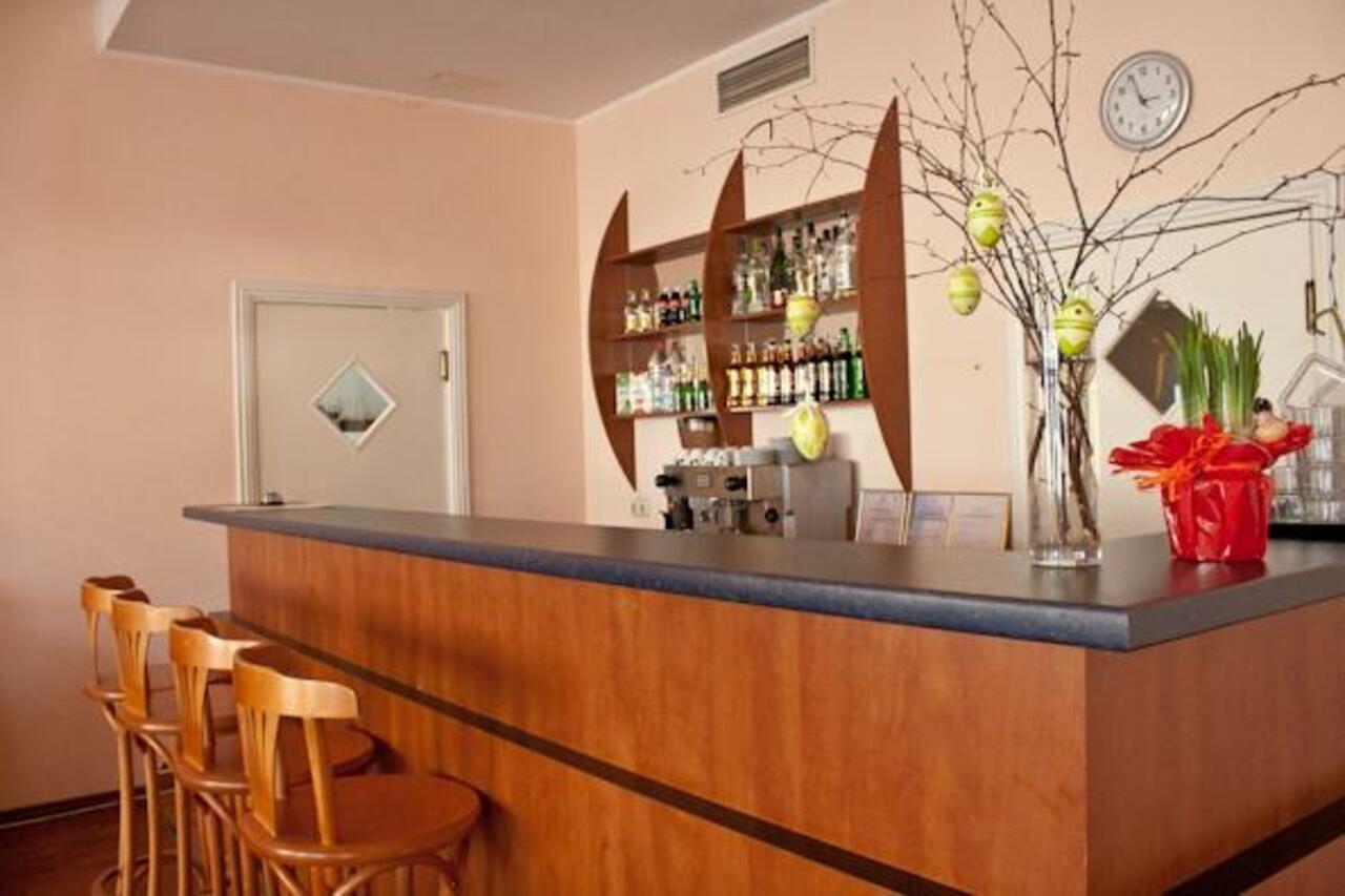 Hotel Skanste Рига Екстериор снимка